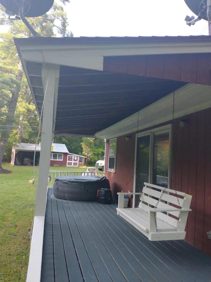 Two Brooks Lodge Bennington Exterior foto